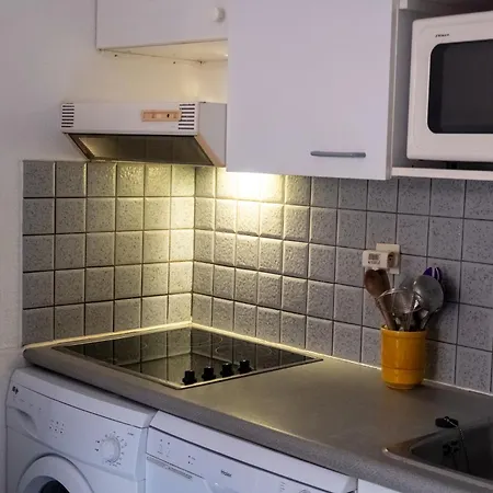 F3 En Bord De Avec Piscine Cerbère